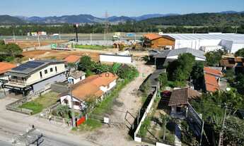 Imagem: Galpão disponível para locação anual