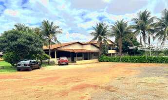 Imagem 2: Chácara para venda com 6000 metros, com campo de futebol pra alugar