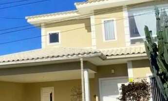 Imagem: Linda casa localizada no condomínio Orla