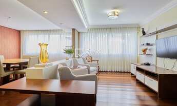 Imagem 4: Espaçoso apartamento no coração do Cabral, em uma das melhores ruas do bairro!