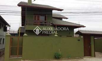 Imagem 2: CAXIAS DO SUL - Casa Padrão - Desvio Rizzo