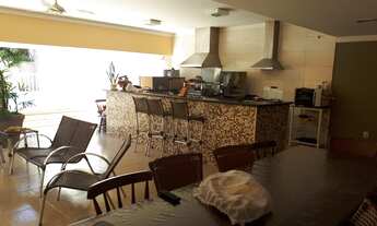 Imagem: CASA A VENDA COM TRÊS SUÍTES E PISCINA