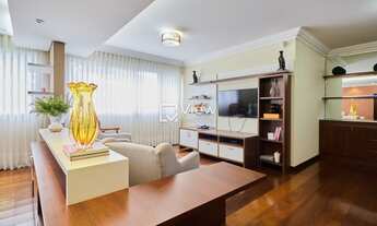 Imagem 3: Espaçoso apartamento no coração do Cabral, em uma das melhores ruas do bairro!