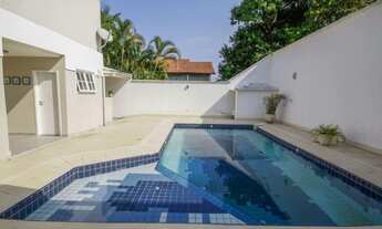 Imagem 4: Casa de condomínio de 450 metros quadrados com 4 quartos 6 vagas de garagem