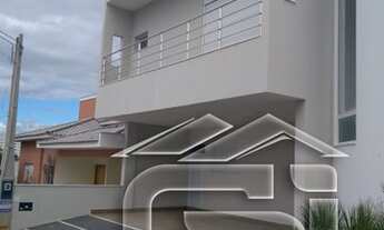 Imagem 4: Quot;Bela casa de esquina em condomínio de altíssimo padrão"