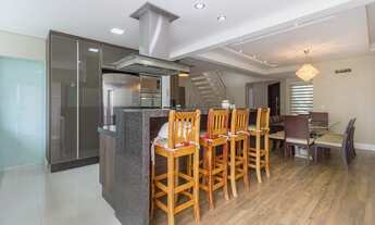 Imagem 6: Residência em condomínio no Bairro Alto com 250 m² de área privativa!