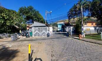 Imagem 3: Casa de condomínio para venda tem 180 metros quadrados com 2 quartos