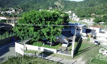 Imagem 2: Excelente casa com belíssimo terreno na Praia da Gamboa - Garopaba/SC