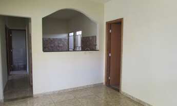 Imagem 7: CASA DE 03 QUARTOS NO MILIONARIOS