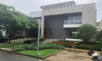 Imagem: Casa de 1000 metros quadrados no bairro