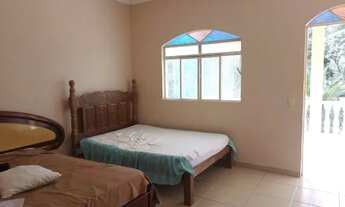 Imagem 7: Excelente casa para lar de idosos com 06 quartos