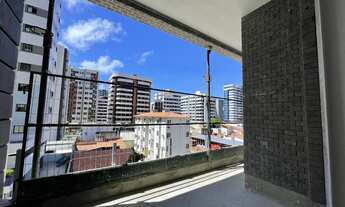 Imagem 4: O 2/4 com varanda mais cobiçado da Ponta Verde! Invista agora