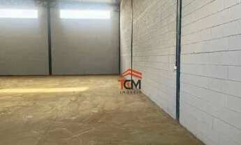 Imagem 3: Galpão para alugar, 300 m² por R$ 3.500/mês - Residencial Alvaluz - Aparecida de Goiânia/G