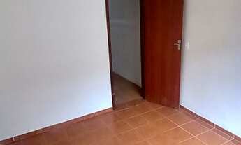 Imagem 4: Alugo boa casa de 2 quartos no bairro Barbosa Lage