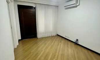 Imagem: Belíssimo sobrado com área externa aberta