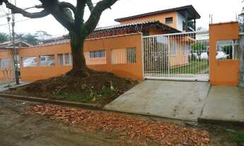 Imagem: Alugo Casa Temporada Praia Maranduba 30Pessoas