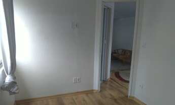 Imagem: Quarto e banheiro individuais para mulher