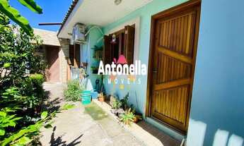 Imagem: Casa com 2 Dormitorio(s) localizado(a) no