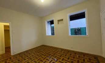 Imagem 7: Apartamento(tipo casa) todo reformado em rua Bucólica em Laranjeiras