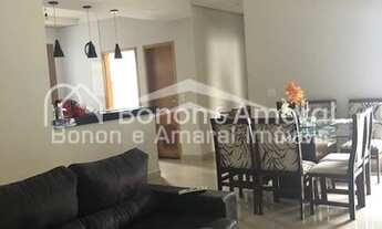 Imagem 2: Casa térrea com cozinha americana planejada, lavabo, 4 dormitórios sendo 3 suítes