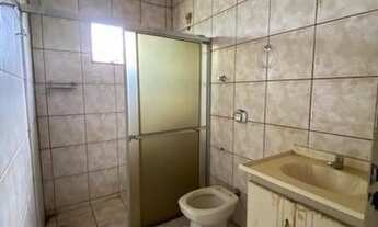 Imagem 3: Oportunidade. Vendo casa no centro de Neves Paulista, de frente com a avenida principal