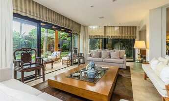 Imagem 3: CASA Á VENDA COM 1138M2 AT E 700 DE AC, 4 QUARTOS, PISCINA AQUECIDA, ESPAÇO GOURMET NO CIT