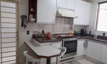 Imagem 3: Excelente casa estilo sobrado para locação na Vila Liberdade em Jundiaí