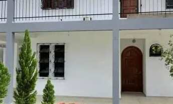 Imagem: /Linda casa no Condomínio Le Village Blanc