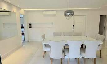 Imagem 5: Imóvel para aluguel e venda possui 225 metros quadrados com 3 quartos