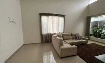 Imagem 5: Casa em Condomínio de Luxo em Indaiatuba-SP: 4 Quartos, 2 Suítes, 214,84m², 2 Salas, 5 Ban