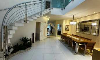 Imagem 4: Oportunidade Casa triplex no condomínio Crystal Lake