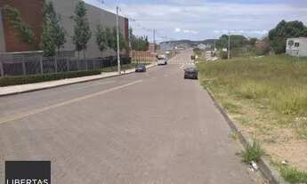 Imagem 5: Casa em Porto Alegre, no bairro Aberta dos Morros, com 3 dormitório(s), e 3 banh