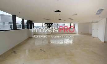 Imagem 7: Cobertura com Heliponto, vista espetacular, parede de vidro do piso ao teto