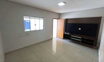 Imagem 4: Casa térrea Rica em Armários