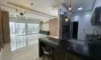 Imagem 3: Casa à venda em condomínio fechado na Zona Sul, com 3 quartos, piscina e móveis planejados