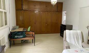 Imagem 2: Sobrado para venda com 220 metros quadrados com 3 quartos em Aparecida - Santos - SP