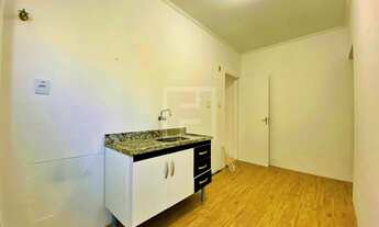 Imagem 5: Apartamento 01 Dormitório de Frente ao Mar, Elevador, Garagem, Reformado