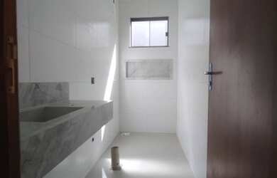 Imagem 4: Casa para venda com 123 metros quadrados com 3 quartos, 1 suite, garagem para 2 carros