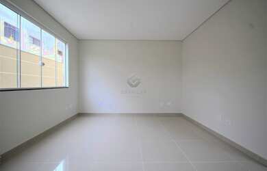 Imagem 6: Sobrado novo no Cajuru, com 125m², 3 quartos sendo uma suíte e 2 vagas de garagem