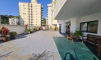 Imagem 2: Apartamento 2 quartos com varanda a poucos passos da praia, Oportunidade !