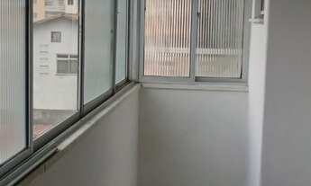 Imagem 3: Apartamento para venda tem 70 metros quadrados com 3 quartos em Icaraí - Caucaia - Ceará