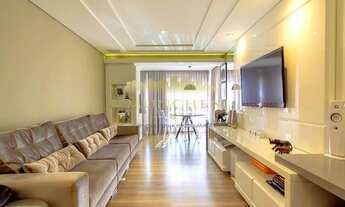 Imagem 5: Apartamento Younique Água Verde, andar alto,mobiliado, 3 dorm. sendo 2 suítes, 120 m² priv