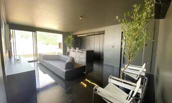 Imagem 3: Cobertura com uma decoração moderna e bem planejada, receba um vídeo para mais informações