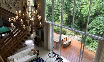 Imagem 6: São 3.240m² de muita natureza, privacidade, estilo e conforto com fino acabamento! Venha c