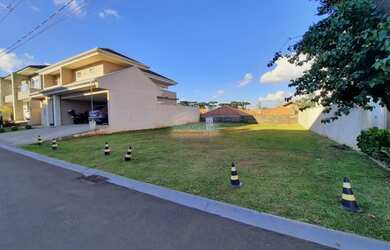 Imagem 4: TERRENO EM CONDOMÍNIO à venda com 448.69m² por R$ 580.000,00 no bairro Santa Felicidade