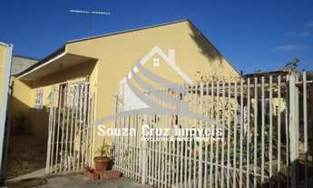 Imagem: Casa com 03 Quartos - Desocupada - Ótima