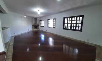 Imagem 2: Casa para Venda em Mogi das Cruzes, Vila Oliveira, 4 dormitórios, 1 suíte, 4 banheiros, 4