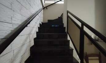 Imagem 2: Casa para venda possui 240 metros quadrados com 3 quartos em São Mateus - Juiz de Fora - M