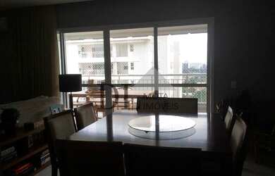 Imagem 3: Apartamento para aluguel possui 132 metros quadrados com 3 quartos