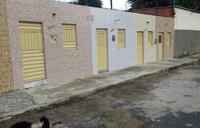 Imagem 4: R$ 430 a R$ 650 Casa com 1 dormitório